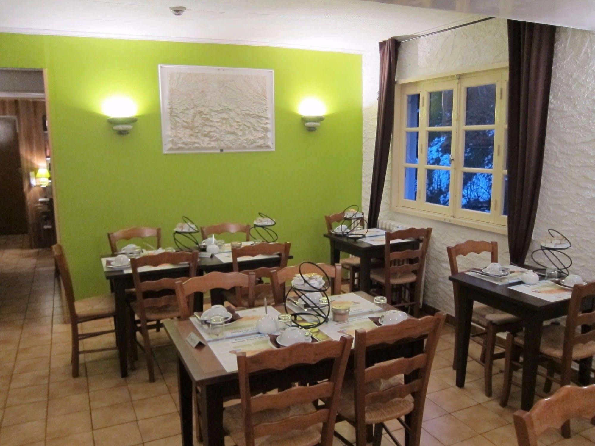 Auberge Des Deux Rivieres Seix Εξωτερικό φωτογραφία